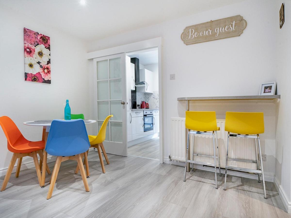 Pass The Keys - Bright & Airy 2Br 2Bath Apt In Perfect Location Belfast Extérieur photo